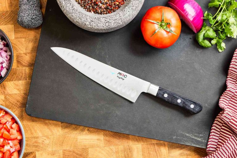 Best Knives for Preparing Delicate Foods